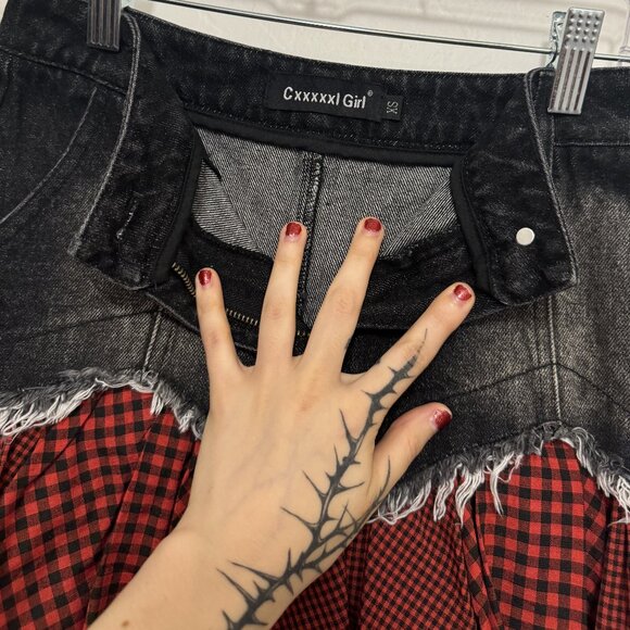 high-low plaid denim skirt - Picture 5 of 6